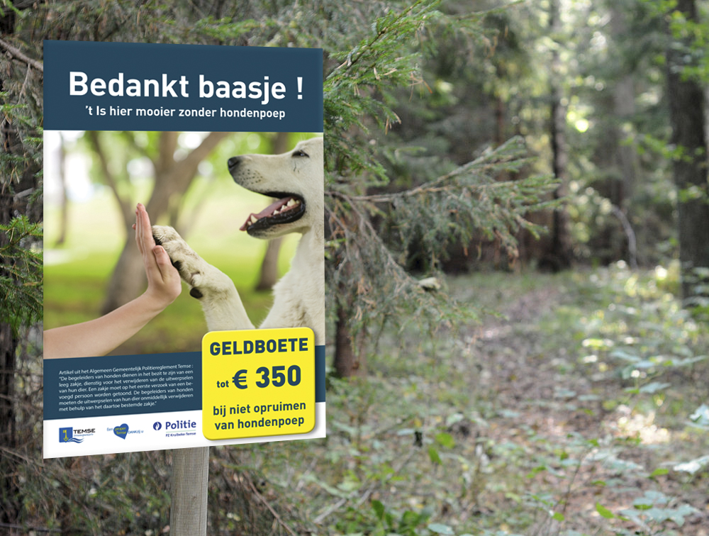 hondenpoepaffiche in bos